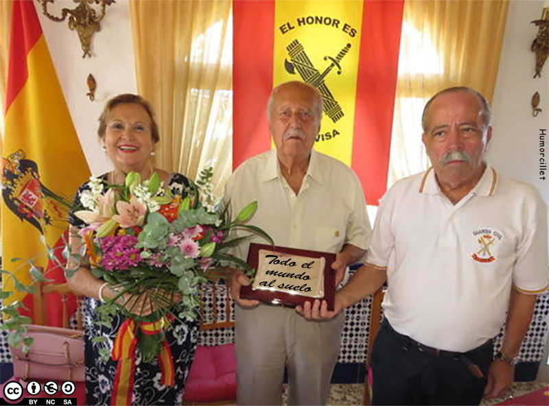 todo el mundo al suelo